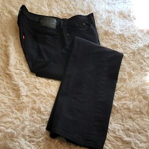 Black Levis 513